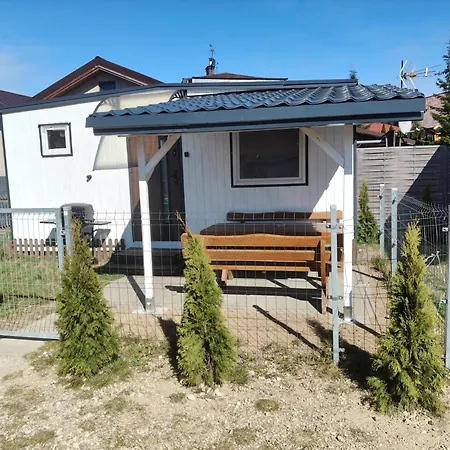 Radosna Zatoka - Domki mobilne i drewniane z ogródkami, apartamenty, namioty Międzywodzie Zewnętrze zdjęcie