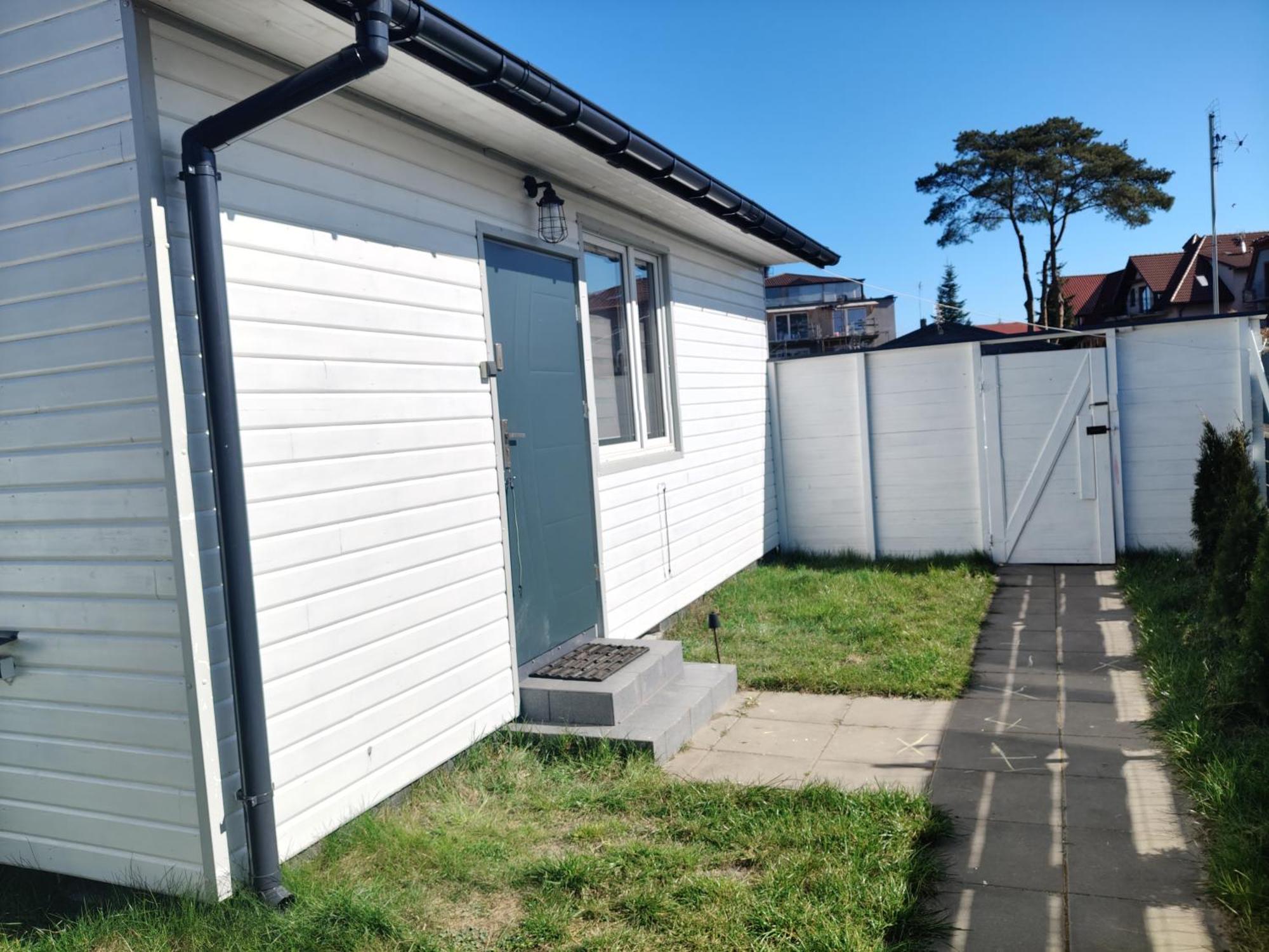 Radosna Zatoka - Nowe Domki, Kazdy Z Wlasnym Ogrodzeniem Campingplatz