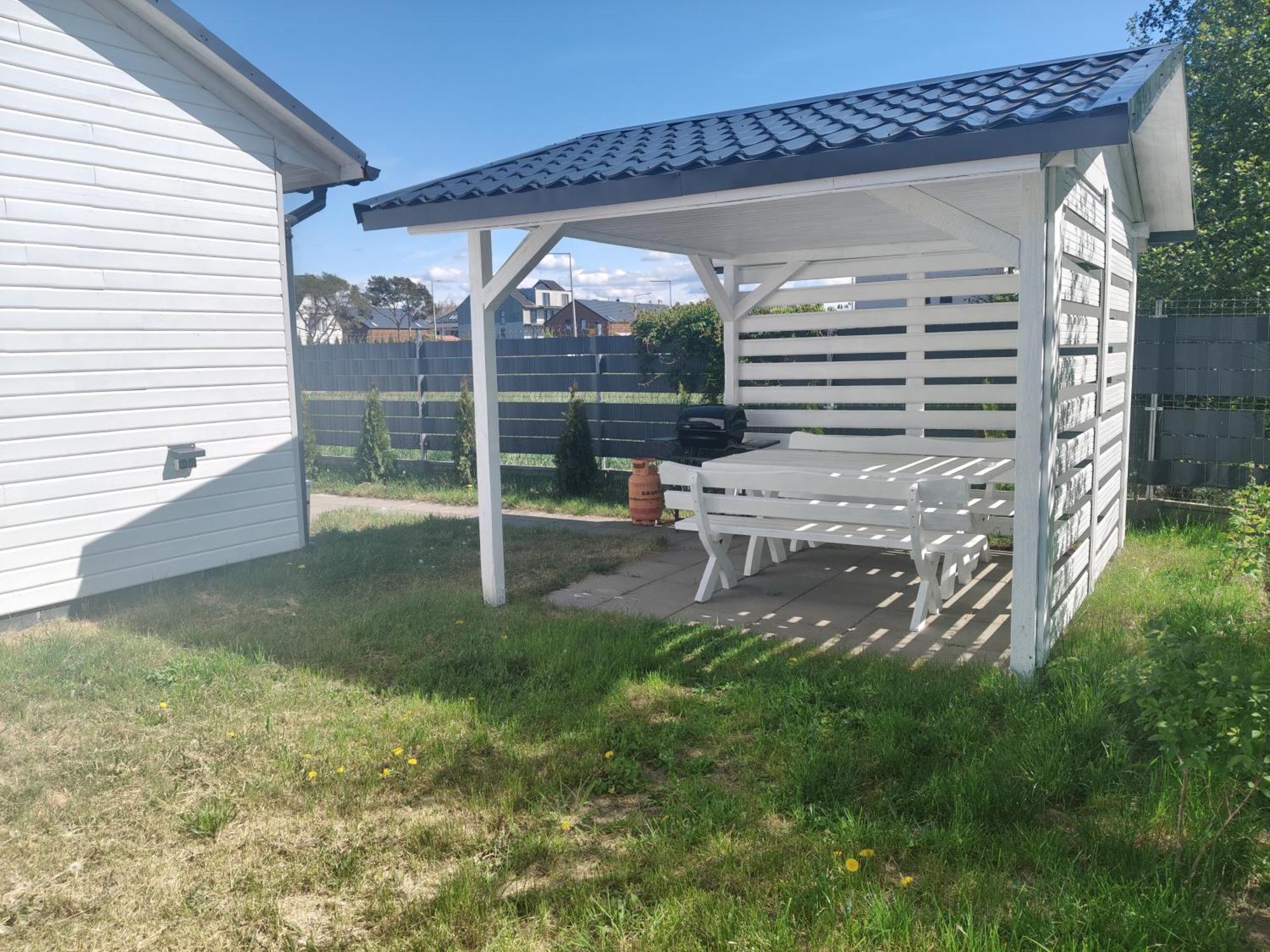 Campingplatz Radosna Zatoka - Nowe Domki, Kazdy Z Wlasnym Ogrodzeniem Międzywodzie