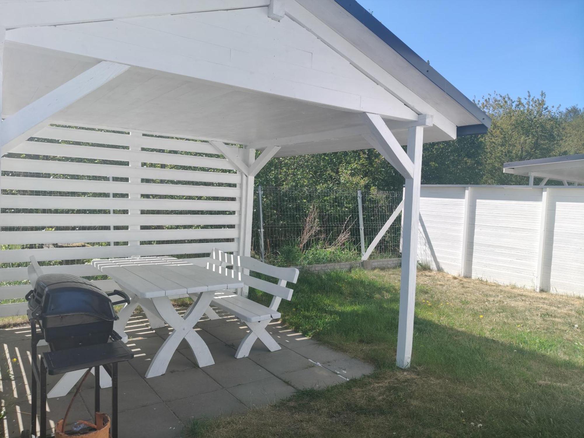 Radosna Zatoka - Nowe Domki, Kazdy Z Wlasnym Ogrodzeniem Campingplatz